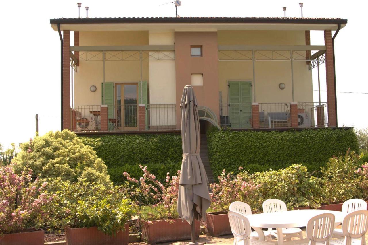 Casa Chiare - Immobiliare Azzurra Lejlighed Bardolino Eksteriør billede